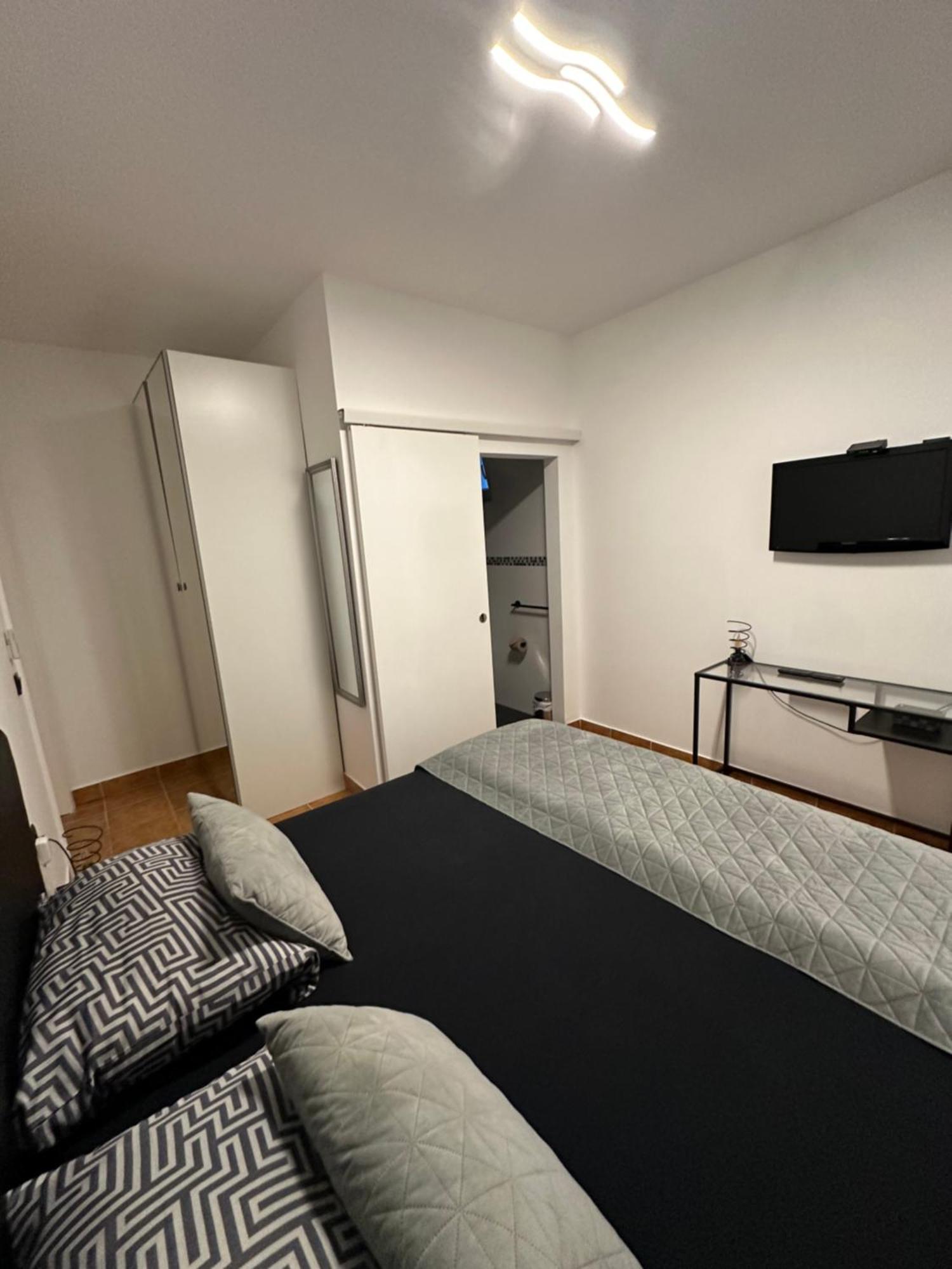 Apartmani Vernissage 비오그라드나모루 외부 사진